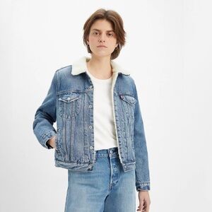 Levi's original blue Sherpa trucker Jean jacket size small